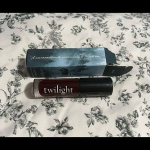 Colourpop Twilight “Bells” lip oil